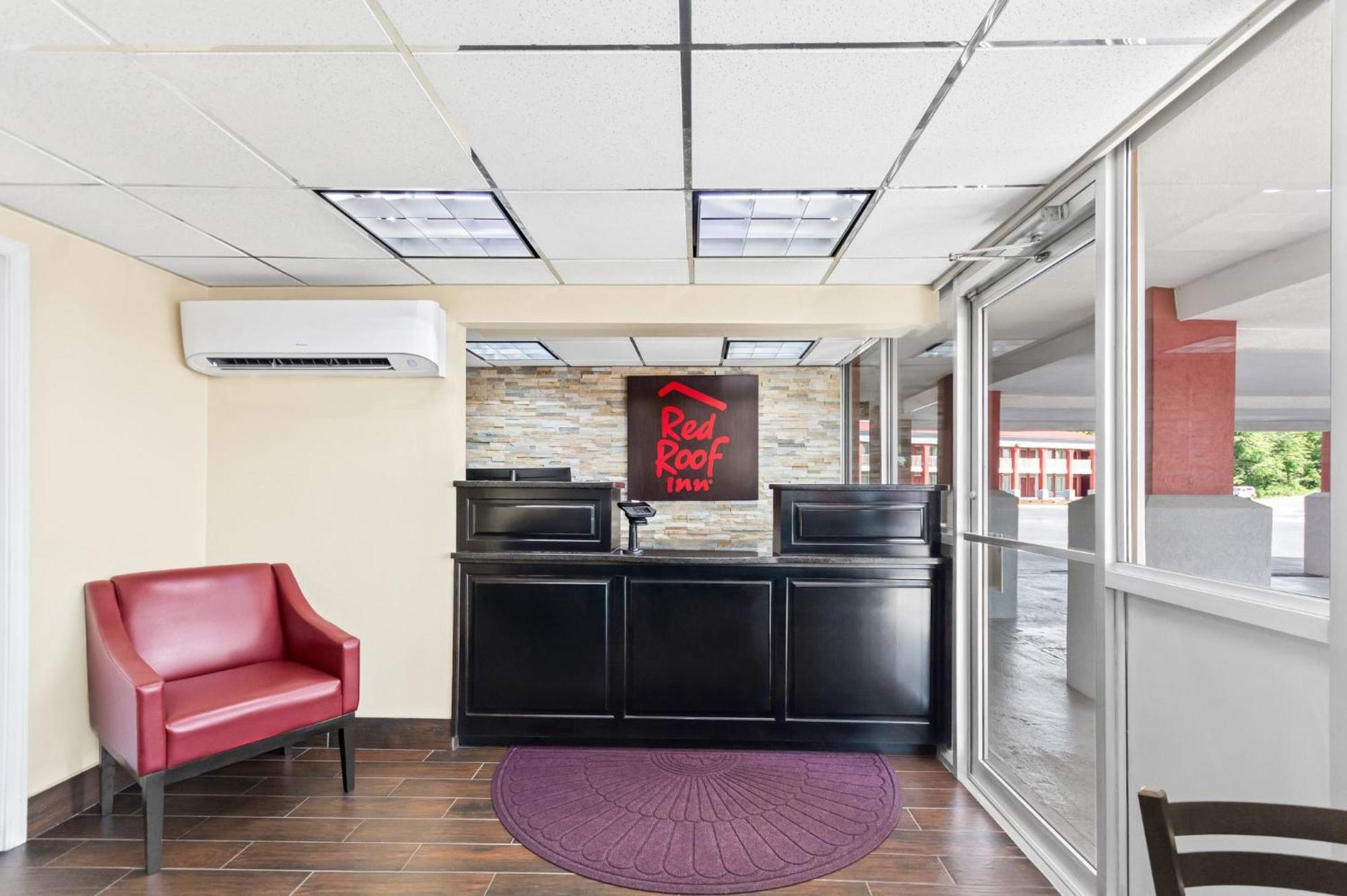 Red Roof Inn Berea Bagian luar foto
